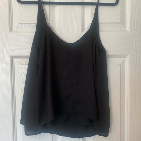 Revamped | black tank - Picture 2 of 4